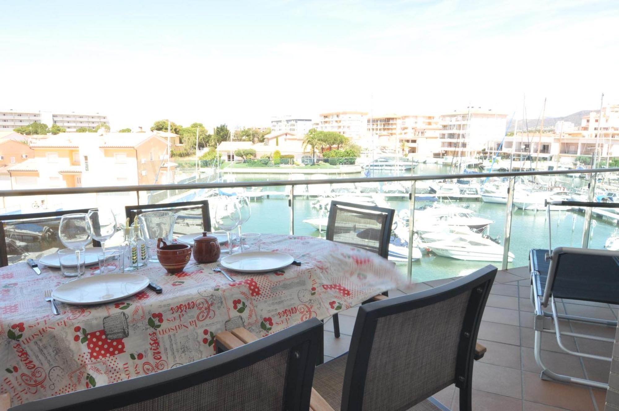 Rnet - Apartments Roses Port Trebol Exterior photo