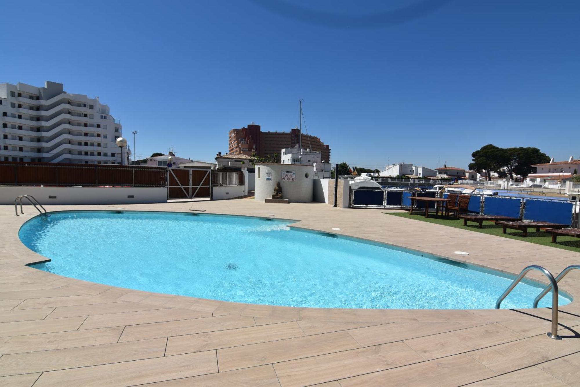 Rnet - Apartments Roses Port Trebol Exterior photo